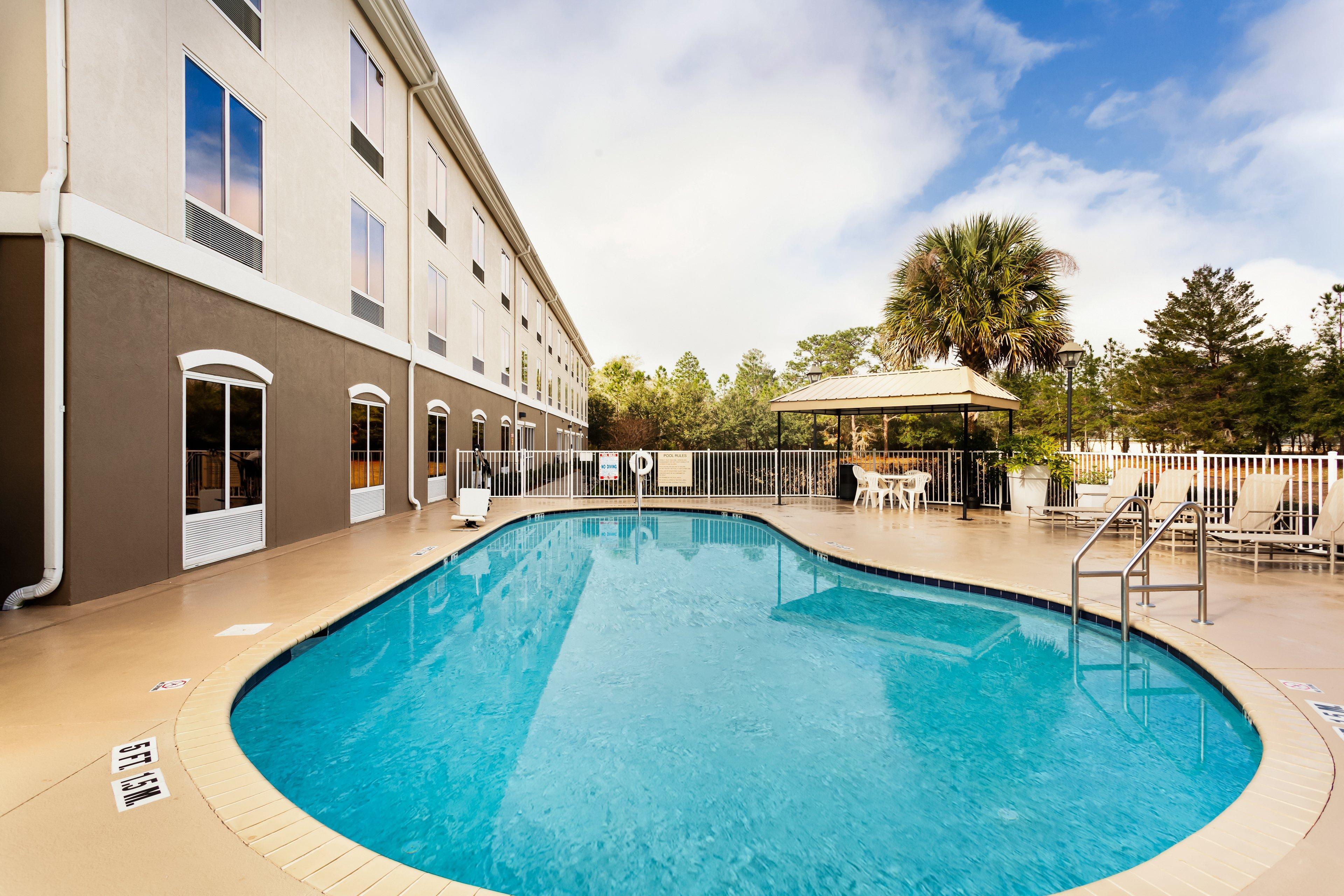 Holiday Inn Express Hotel & Suites Inverness By Ihg Lecanto Bagian luar foto