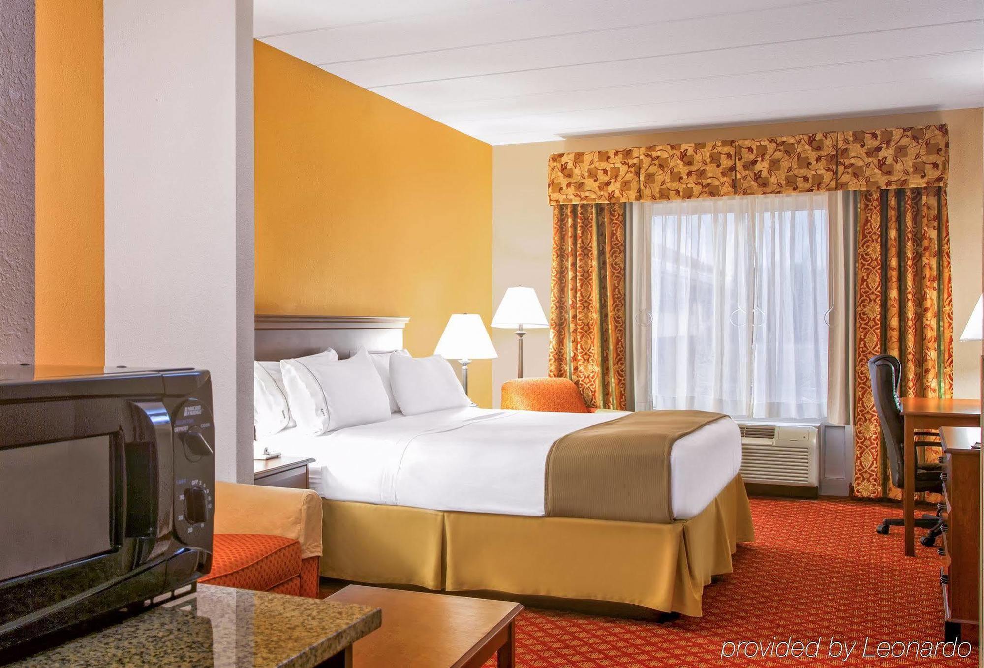 Holiday Inn Express Hotel & Suites Inverness By Ihg Lecanto Bagian luar foto