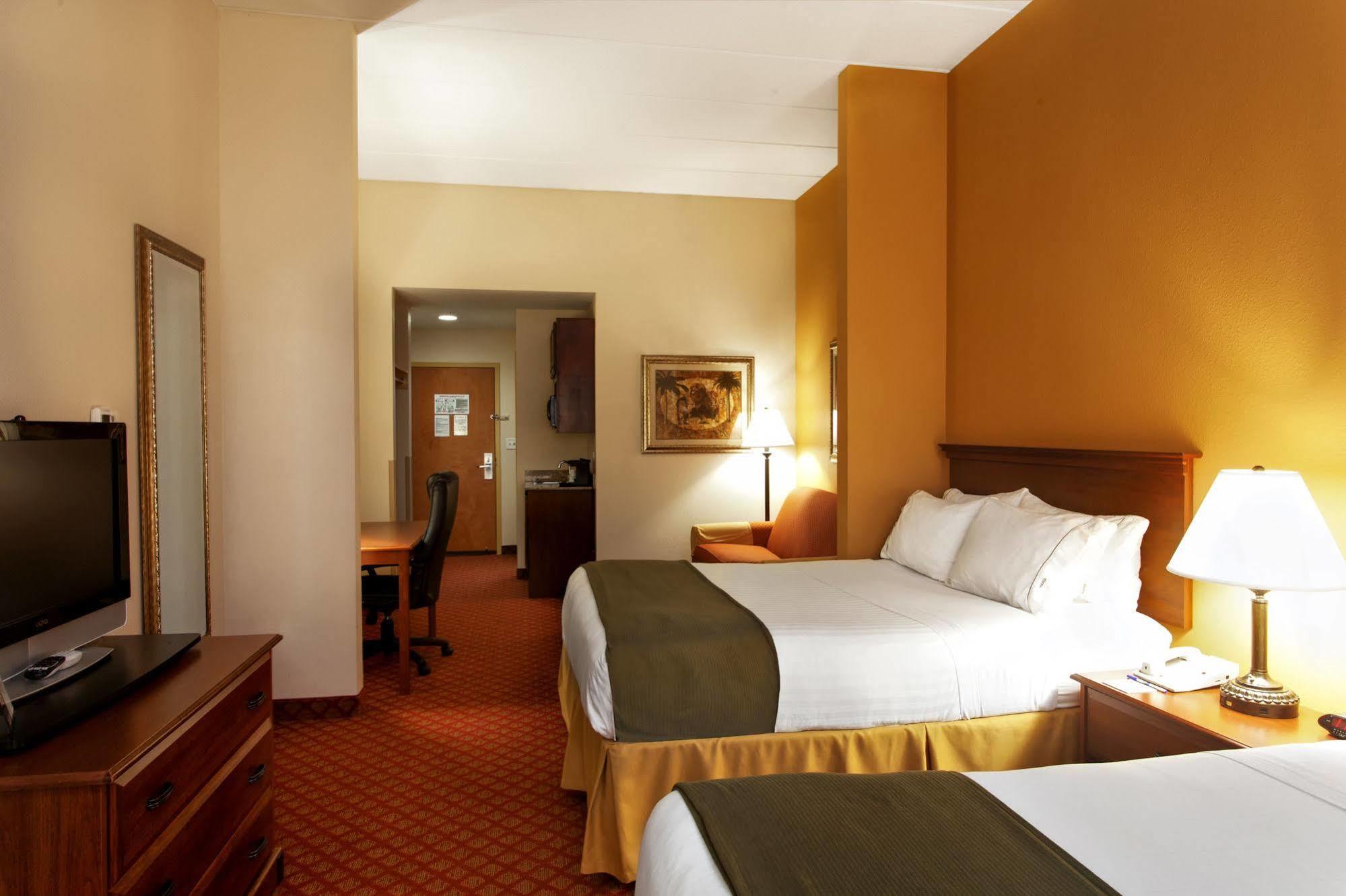 Holiday Inn Express Hotel & Suites Inverness By Ihg Lecanto Bagian luar foto