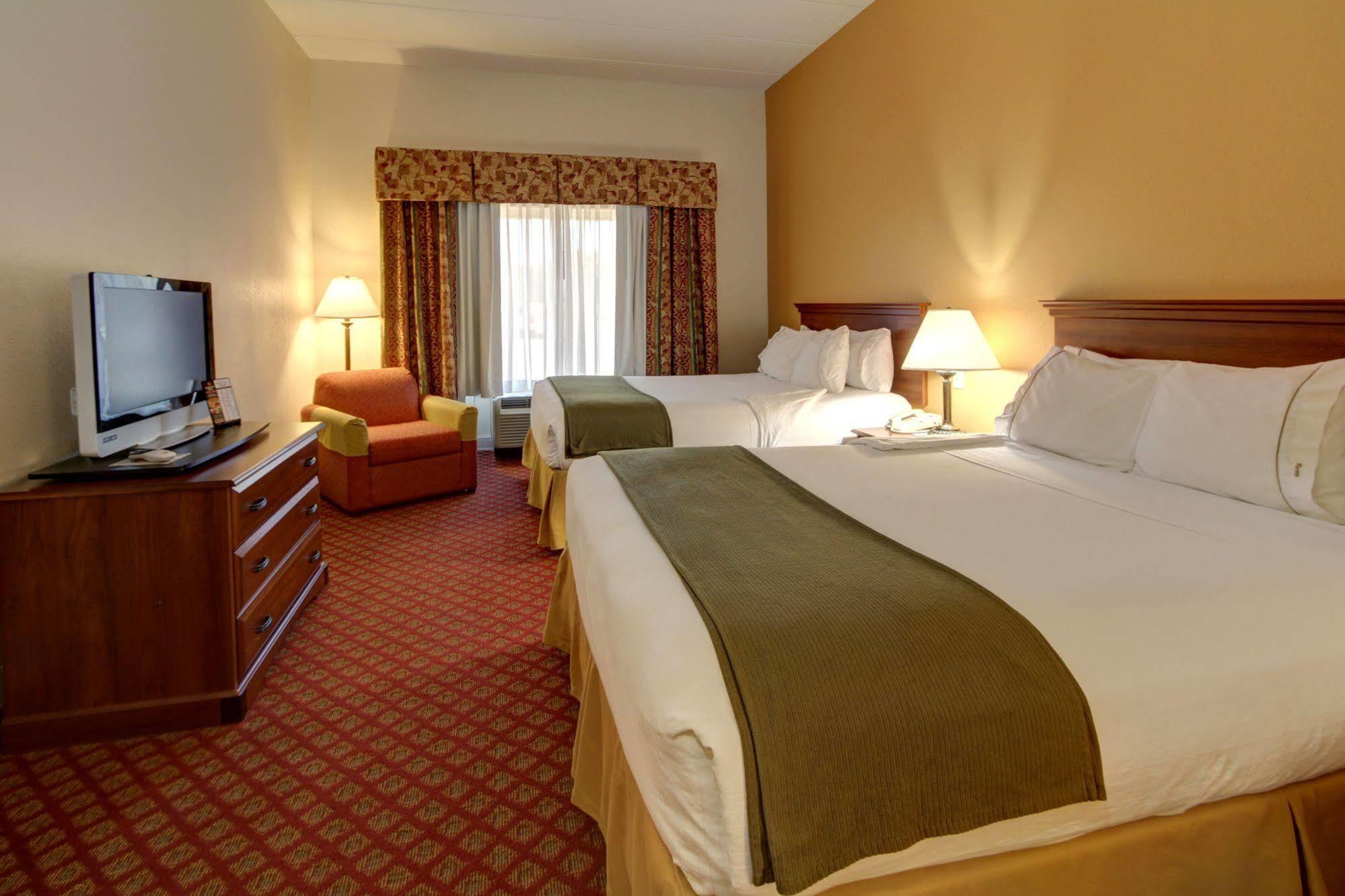 Holiday Inn Express Hotel & Suites Inverness By Ihg Lecanto Bagian luar foto
